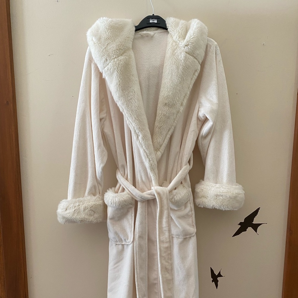 Pottery barn Robe